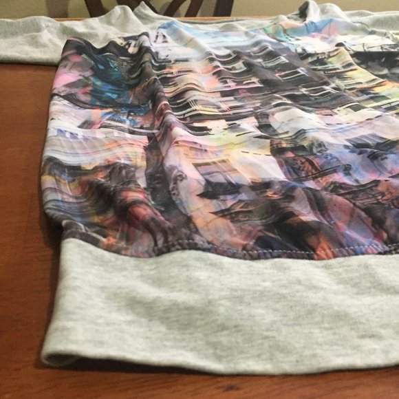 Unique Artistic Crewneck Sweater - Picture 5 of 10